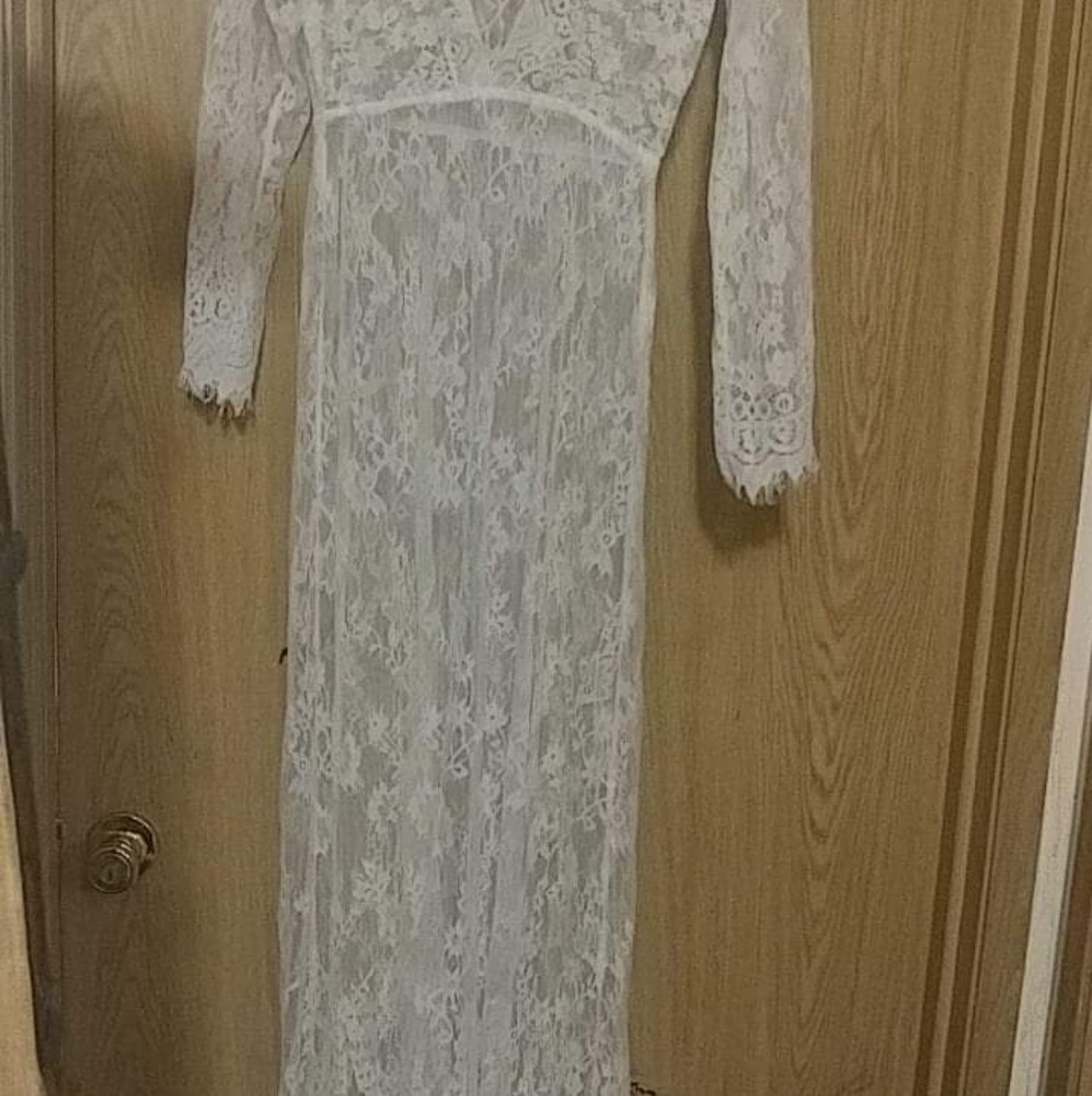 Lace dress